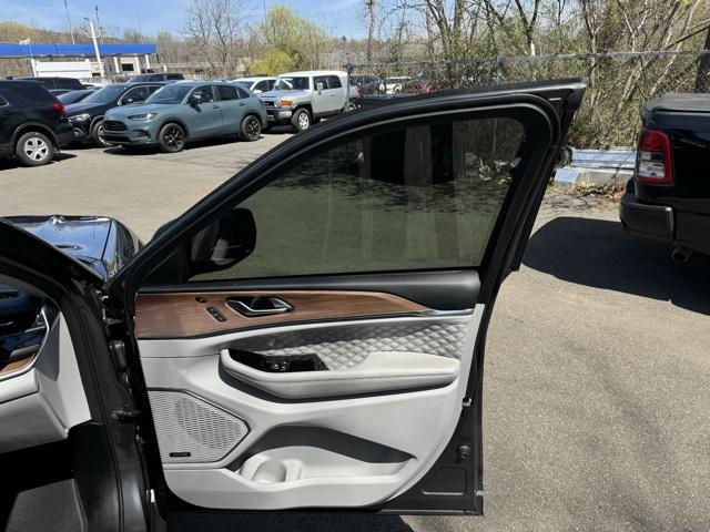 used 2022 Jeep Grand Cherokee car, priced at $40,199