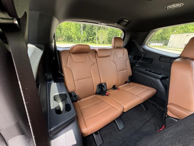 used 2023 Kia Telluride car, priced at $38,999
