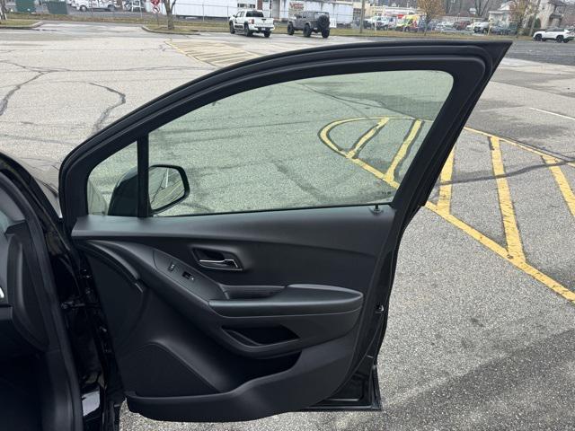 used 2022 Chevrolet Trax car, priced at $17,405