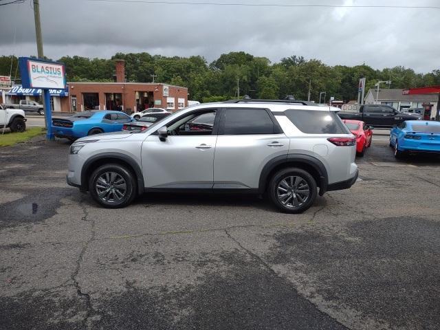 used 2023 Nissan Pathfinder car, priced at $27,998