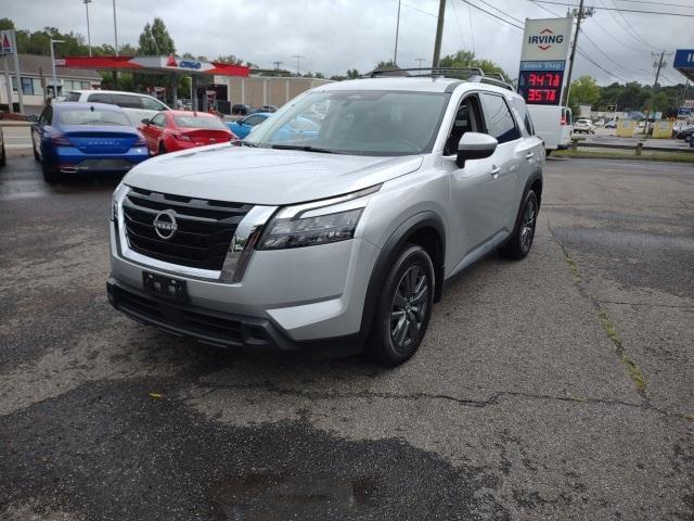 used 2023 Nissan Pathfinder car, priced at $27,998