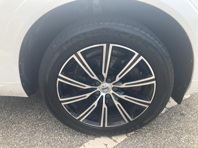 used 2020 Volvo XC60 Recharge Plug-In Hybrid car, priced at $27,170