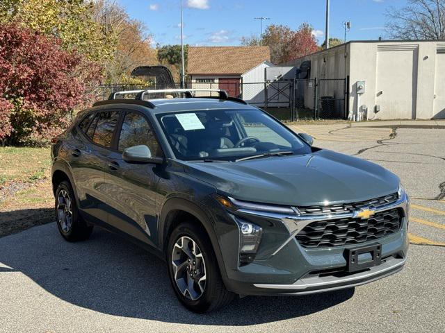 used 2025 Chevrolet Trax car, priced at $20,149