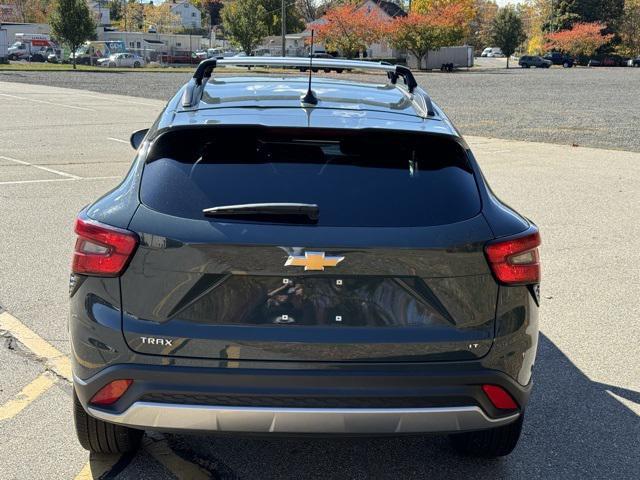 used 2025 Chevrolet Trax car, priced at $20,149