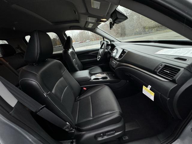 used 2025 Honda Ridgeline car, priced at $36,533