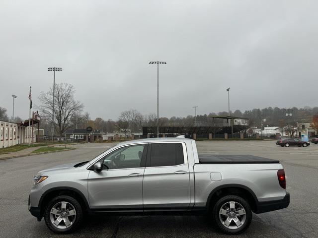 used 2025 Honda Ridgeline car, priced at $36,533