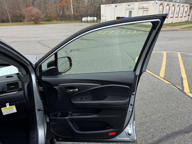 used 2025 Honda Ridgeline car, priced at $36,533