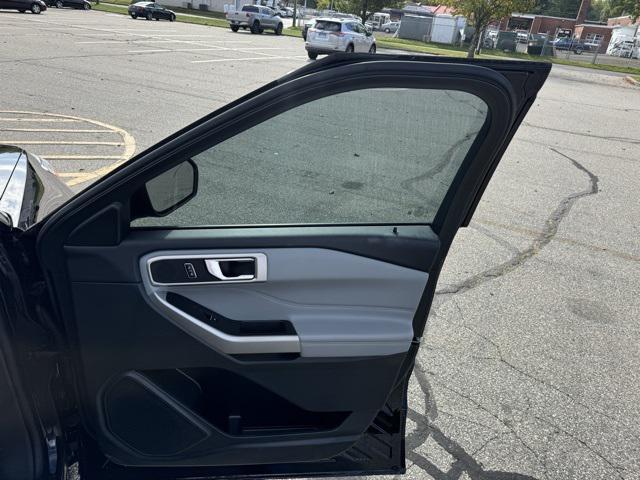used 2023 Ford Explorer car, priced at $30,215