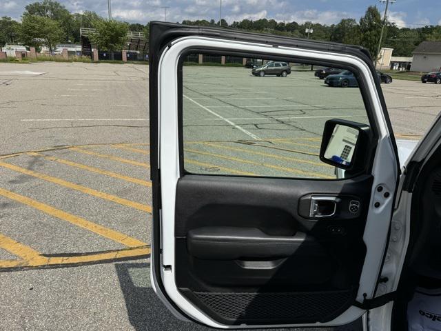 used 2020 Jeep Wrangler Unlimited car, priced at $28,980