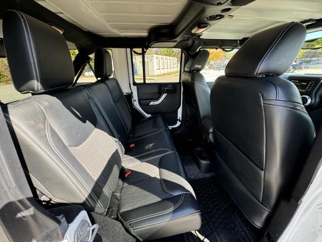 used 2015 Jeep Wrangler Unlimited car, priced at $19,769