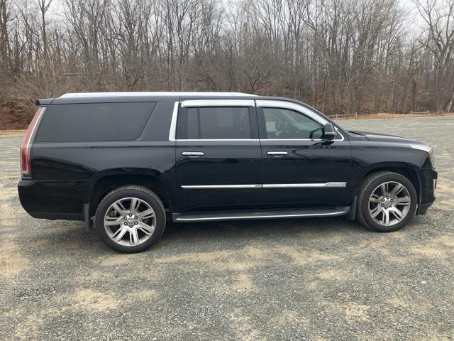 used 2016 Cadillac Escalade ESV car, priced at $25,319