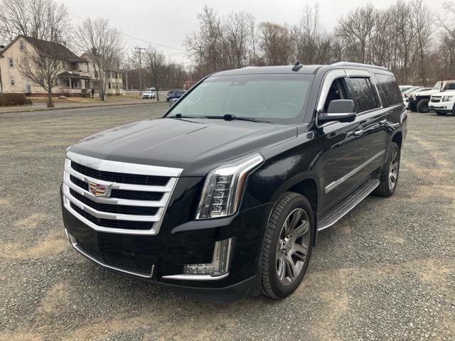 used 2016 Cadillac Escalade ESV car, priced at $25,319