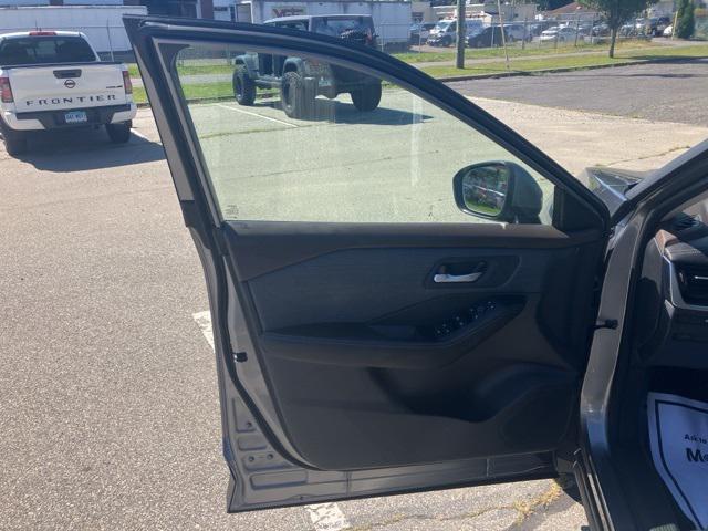 used 2023 Nissan Rogue car, priced at $21,862