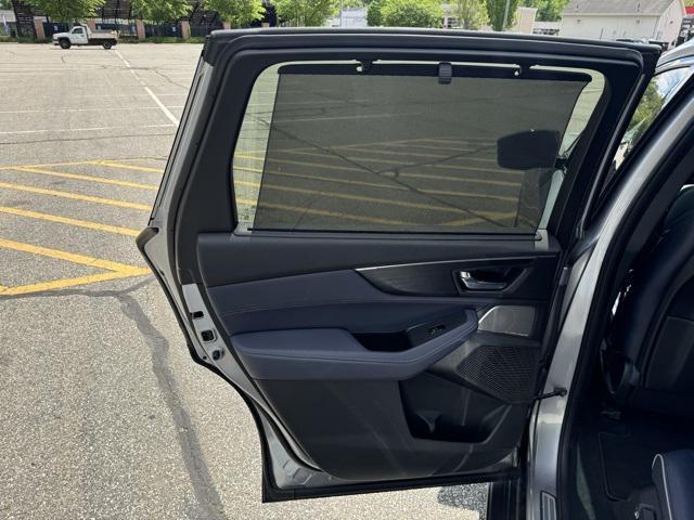 used 2023 Acura MDX car, priced at $53,999
