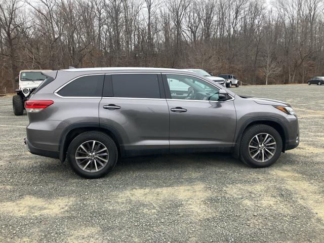 used 2019 Toyota Highlander car, priced at $26,623