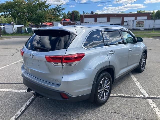 used 2019 Toyota Highlander car, priced at $23,776