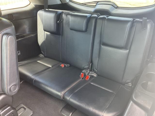 used 2019 Toyota Highlander car, priced at $23,776