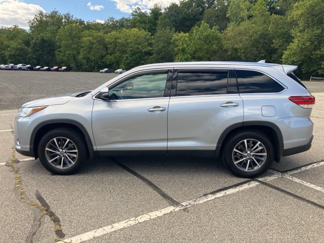 used 2019 Toyota Highlander car, priced at $23,776