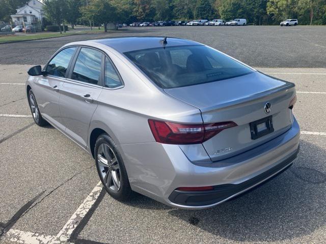 used 2024 Volkswagen Jetta car, priced at $20,157