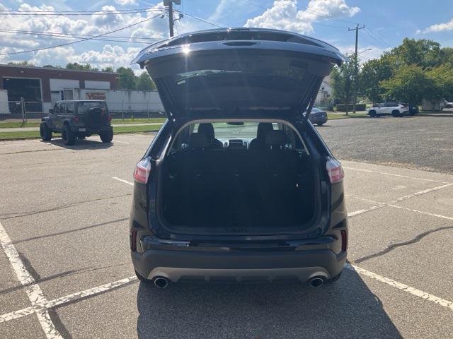 used 2024 Ford Edge car, priced at $25,399