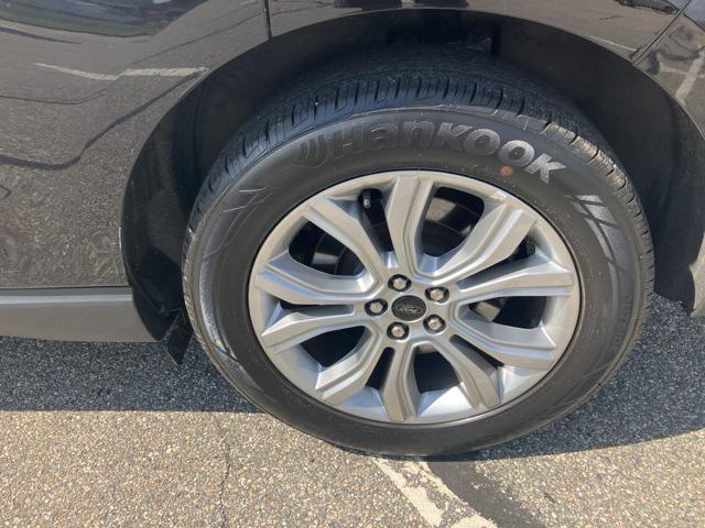 used 2024 Ford Edge car, priced at $25,399