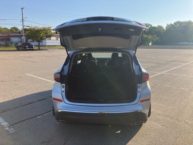 used 2024 Nissan Murano car, priced at $27,999