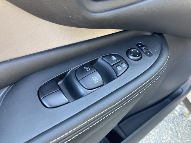 used 2024 Nissan Murano car, priced at $27,999