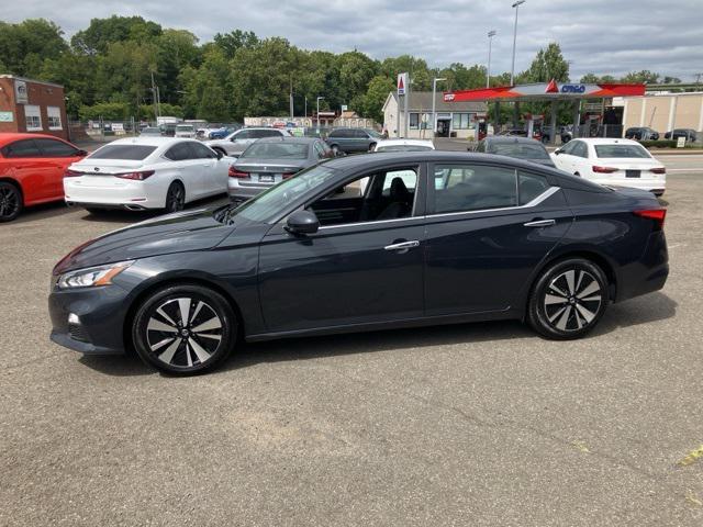 used 2022 Nissan Altima car, priced at $15,460