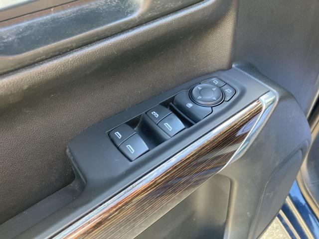 used 2021 GMC Sierra 1500 car, priced at $25,999