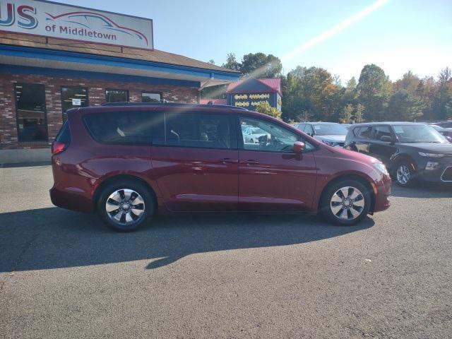 used 2018 Chrysler Pacifica Hybrid car, priced at $15,668