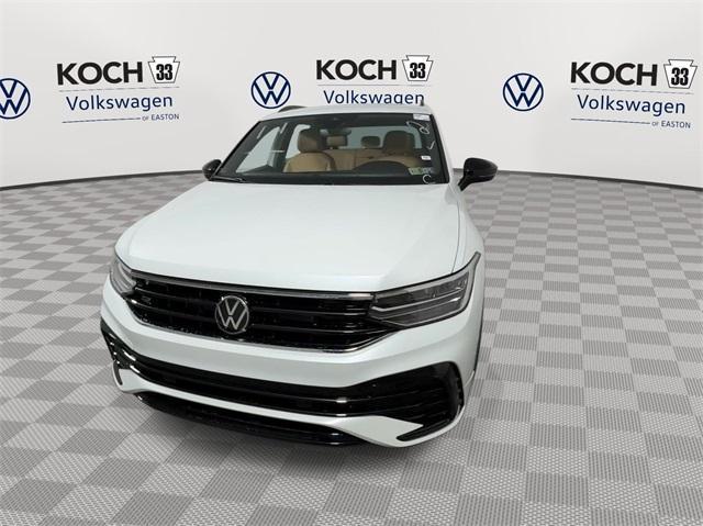 new 2024 Volkswagen Tiguan car, priced at $35,663