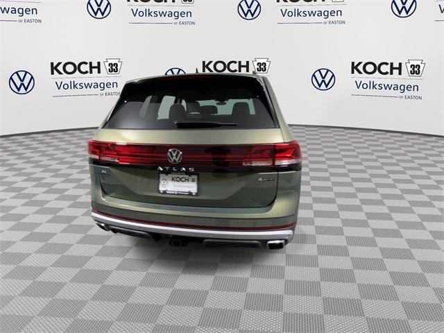 new 2025 Volkswagen Atlas car, priced at $47,781