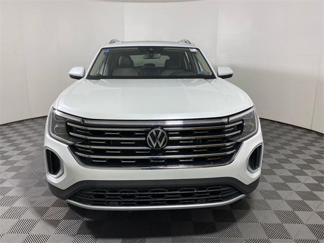 new 2024 Volkswagen Atlas car, priced at $46,336