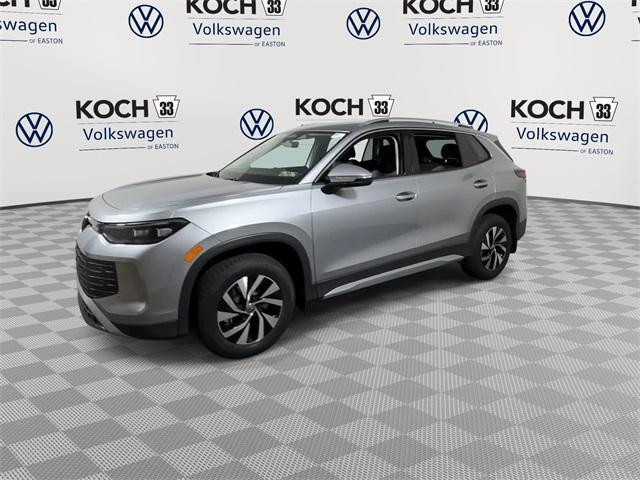 new 2025 Volkswagen Tiguan car, priced at $31,571