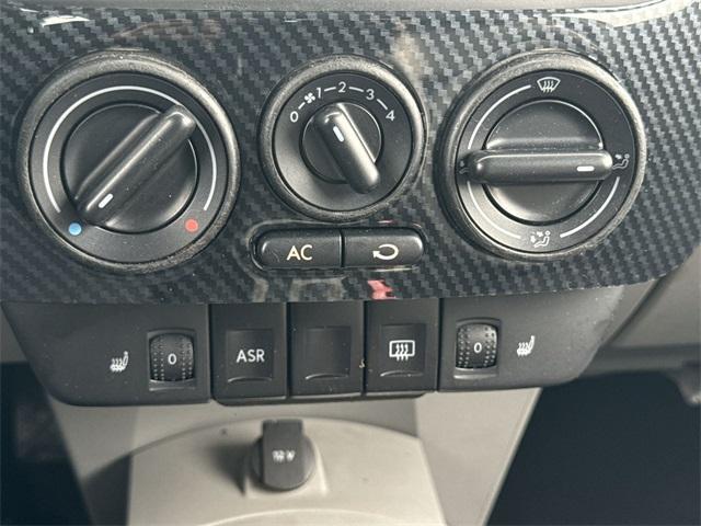 used 2005 Volkswagen New Beetle car, priced at $5,366