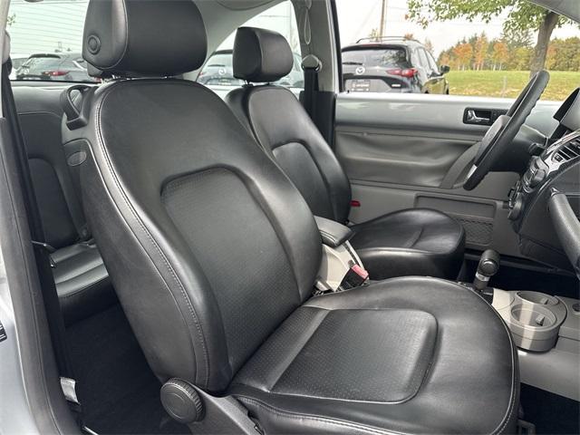 used 2005 Volkswagen New Beetle car, priced at $5,366
