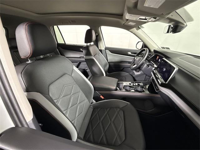 new 2025 Volkswagen Atlas car, priced at $45,511
