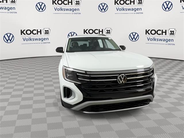 new 2025 Volkswagen Atlas car, priced at $45,511