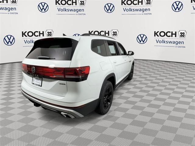 new 2025 Volkswagen Atlas car, priced at $45,511