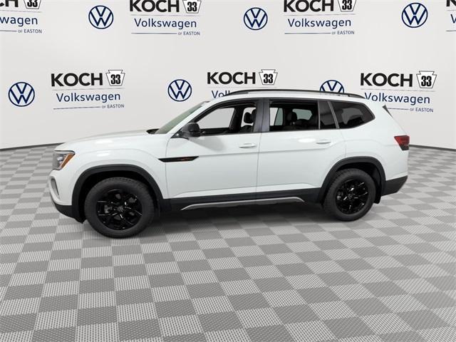 new 2025 Volkswagen Atlas car, priced at $45,511