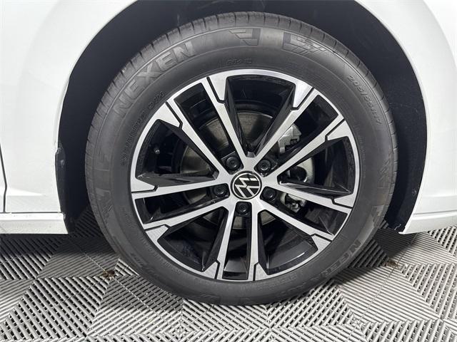 new 2025 Volkswagen Jetta car, priced at $25,011