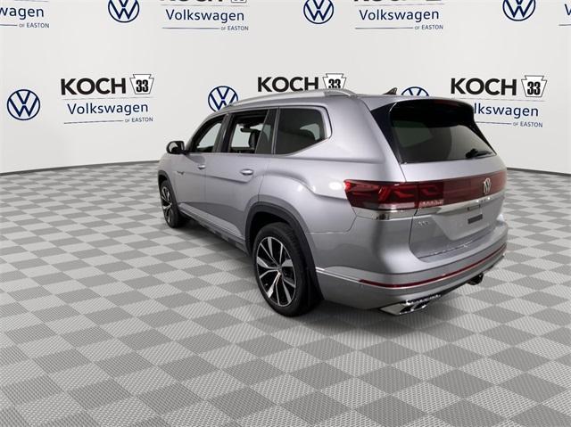 new 2025 Volkswagen Atlas car, priced at $54,601