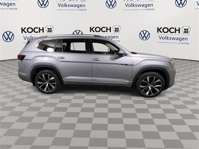 new 2025 Volkswagen Atlas car, priced at $54,601