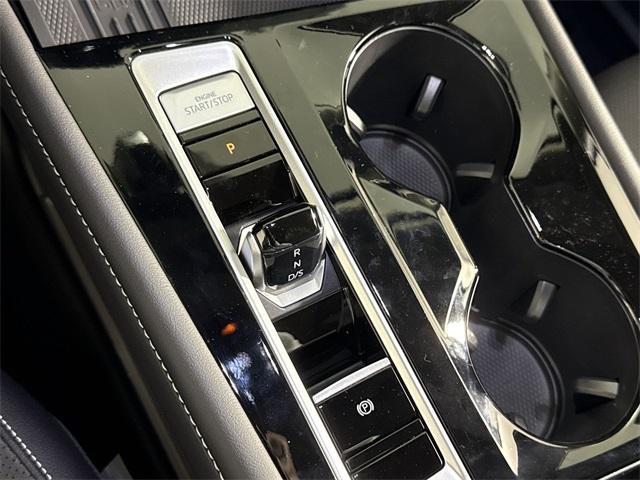 new 2026 Volkswagen Atlas car, priced at $48,249