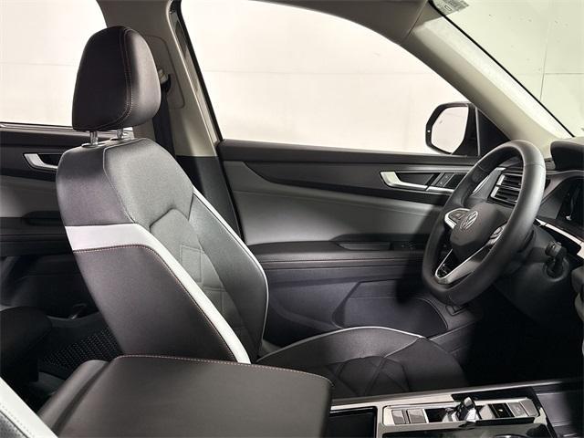 new 2025 Volkswagen Atlas car, priced at $45,511