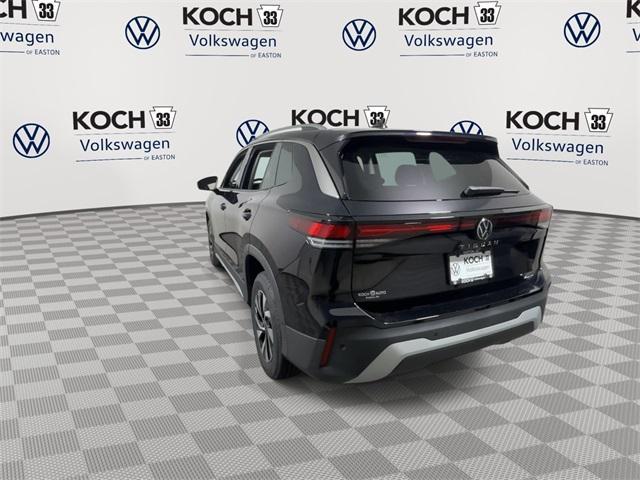 new 2025 Volkswagen Tiguan car, priced at $31,670