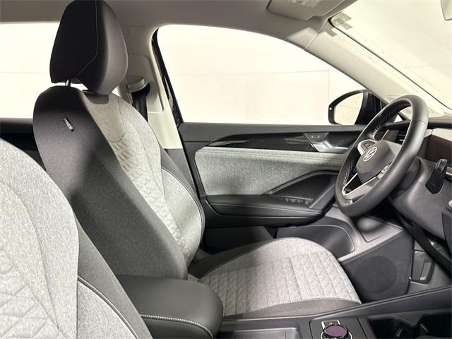 new 2025 Volkswagen Tiguan car, priced at $31,670