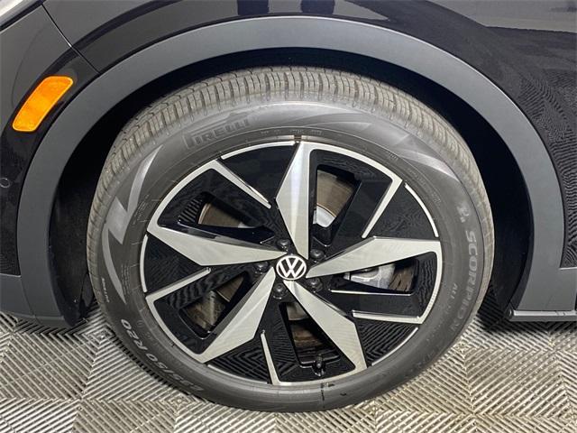 new 2023 Volkswagen ID.4 car, priced at $40,540