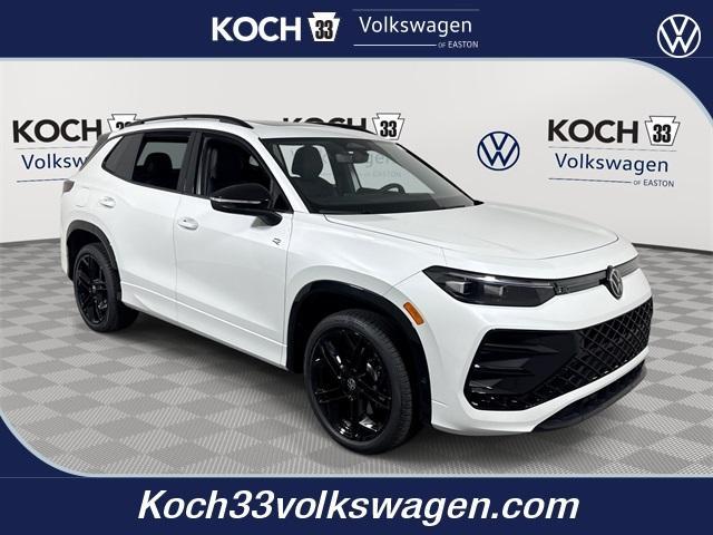 new 2025 Volkswagen Tiguan car, priced at $39,202