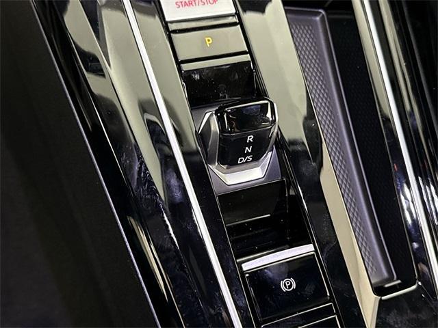 new 2025 Volkswagen Golf GTI car, priced at $34,480